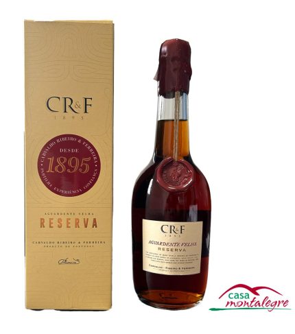 Aguardente Carvalho Ribeiro & Ferreira